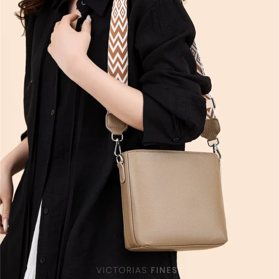 Lasting Compact Crossbody Bag